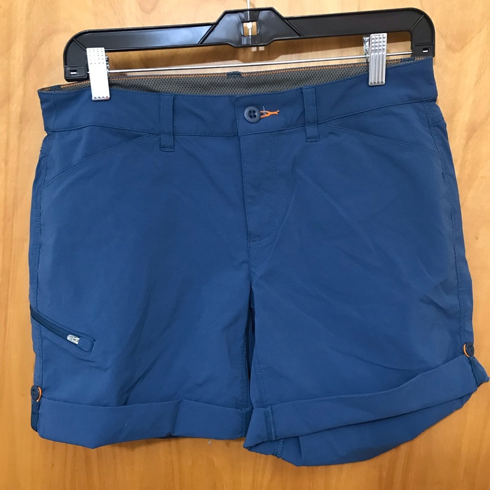 Orvis slate blue short can be cuffed or uncuffed sz 6